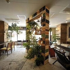BreathCafe ブレスカフェ 新宿三丁目駅