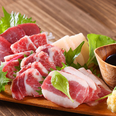 馬肉と日本酒 笑楽 下北沢居酒屋