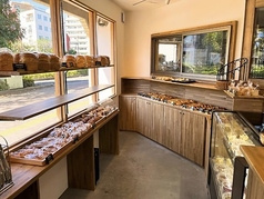 Manhattan Bakery&Wine Bar マンハッタンベーカリーアンドワインバー