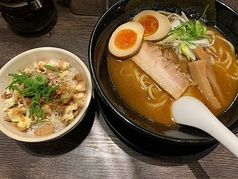 節骨麺たいぞう 三軒茶屋店