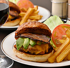 BANGIN BURGER バンギン バーガー