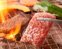炭火焼肉 牛宴