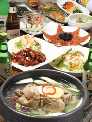 小屋 新宿御苑